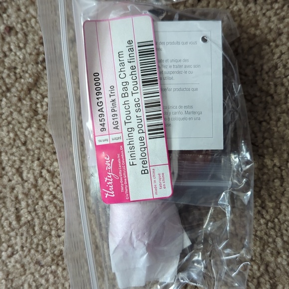 New thirty-one accessories. - Picture 2 of 6